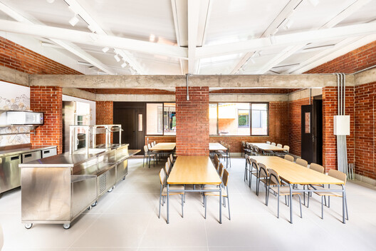 Rehabilitación del Colegio Santa María / Carvalho Terra Arquitetos Rehabilitación del Colegio Santa María / Carvalho Terra Arquitetos - Fotografía interior, Ladrillo