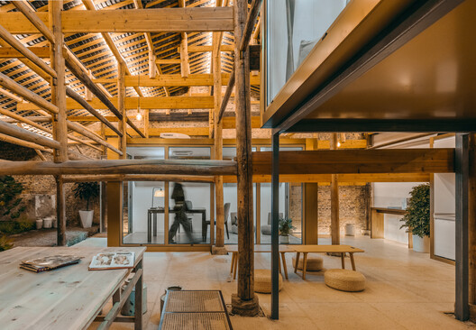 Porcelain Studios Plugin Revival  / People's Architecture Office + Liu Kecheng Design Studio - Interior Photography, Wood, Beam