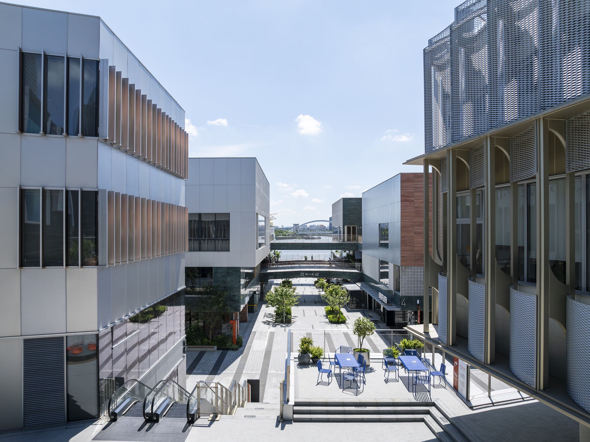 画廊 GATE M 西岸梦中心 1 栋 3 栋 / HCCH 合尘建筑 - 9