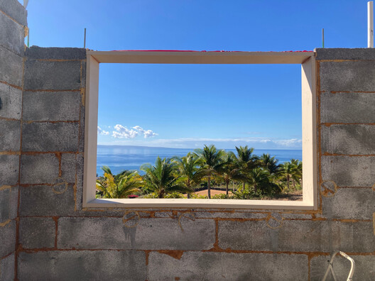 Turning Surfboard Waste into Climate-Resilient Homes in Hawaii