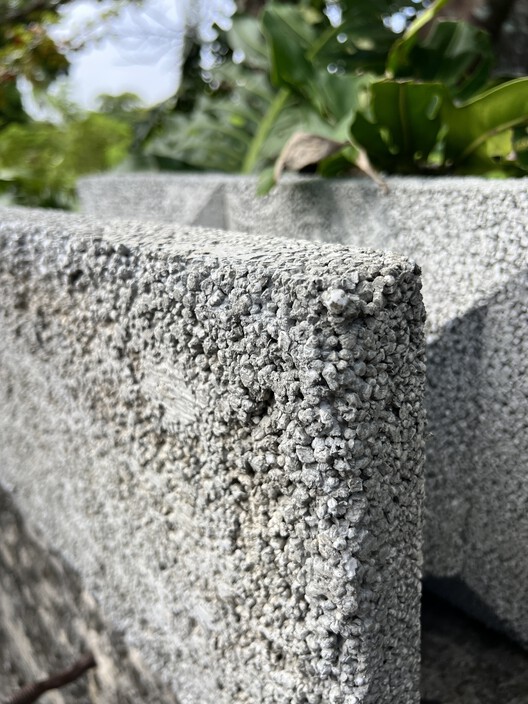 Turning Surfboard Waste into Climate-Resilient Homes in Hawaii - Image 9 of 28