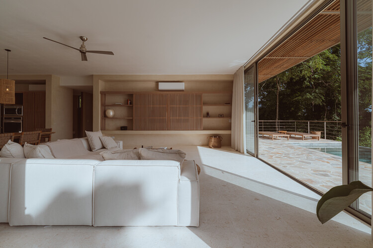 Solomia House / Research D3b - Fotos interiores, dormitorio, madera, Shillon