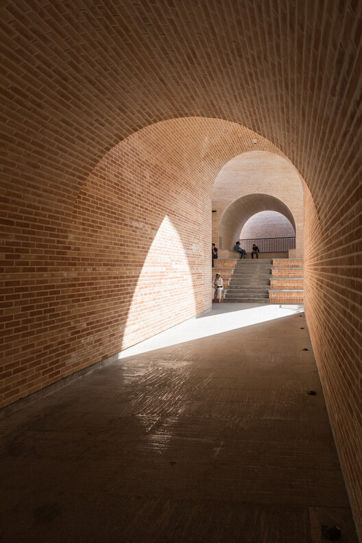 Jahad Metro Plaza / KA architecture studio (Mohammad Khavarian) - Image 11 of 28