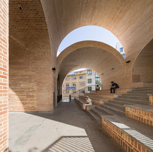 Jahad Metro Plaza / KA architecture studio (Mohammad Khavarian) - Interior Photography, Arch, Concrete, Arcade