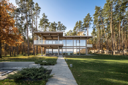 Forest House / Karlikova Architects - Image 5 of 32