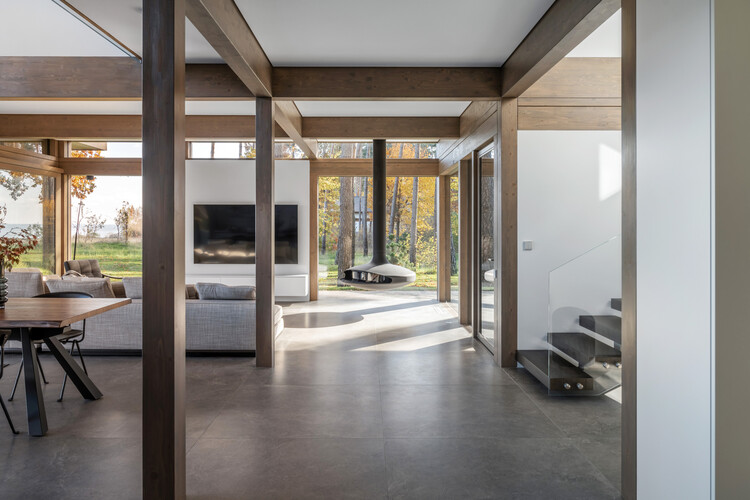 Forest House / Karlikova Architects - Figura 9 de 32