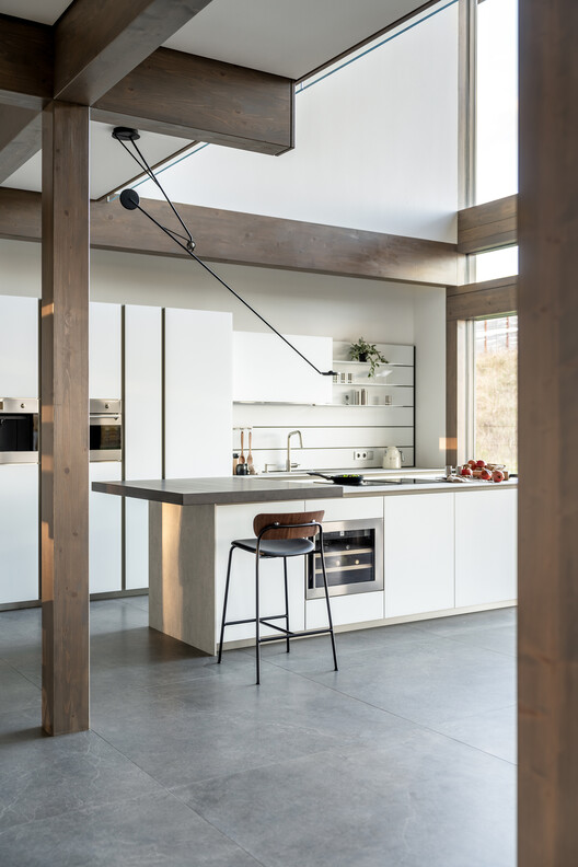 Forest House / Karlikova Architects - Interior Photography, Kitchen, Wood, Countertop, Lighting, Chair