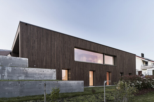 House Grenchen / Tormen Architekten AG - Exterior Photography, Wood, Concrete
