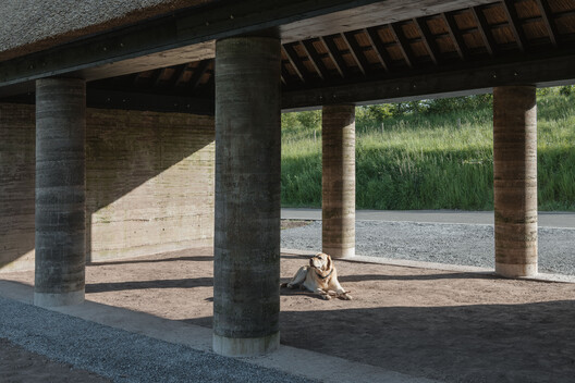 den talamh Meeting Point / Fuinneamh Workshop Architects - Image 9 of 25