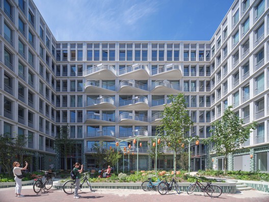 The August Social Housing / Team V Architecture - Exterior Photography