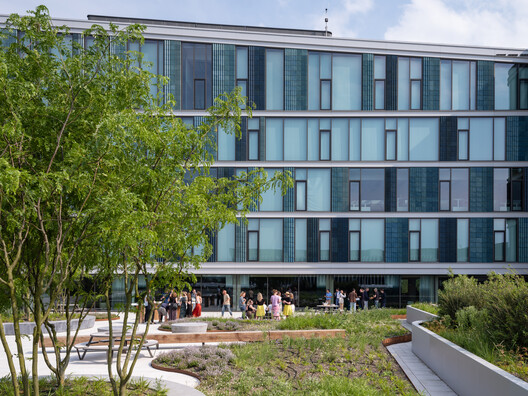 DPG Mediavaert Headquarters / Team V Architecture - Exterior Photography