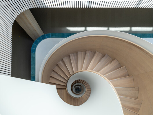DPG Mediavaert Headquarters / Team V Architecture - Image 10 of 16