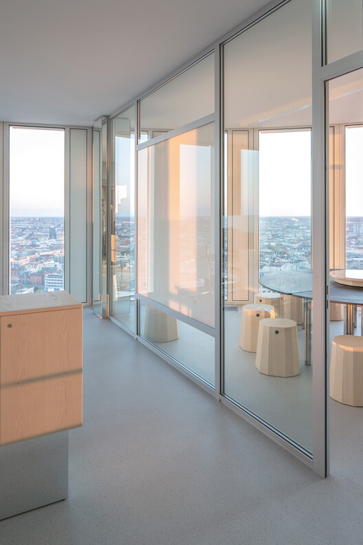 Signa Sports United High-Rise Tower / Allen Kaufmann Architekten - Interior Photography, Glass, Chair