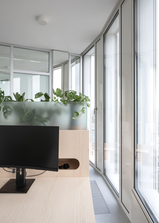Signa Sports United High-Rise Tower / Allen Kaufmann Architekten - Interior Photography, Chair