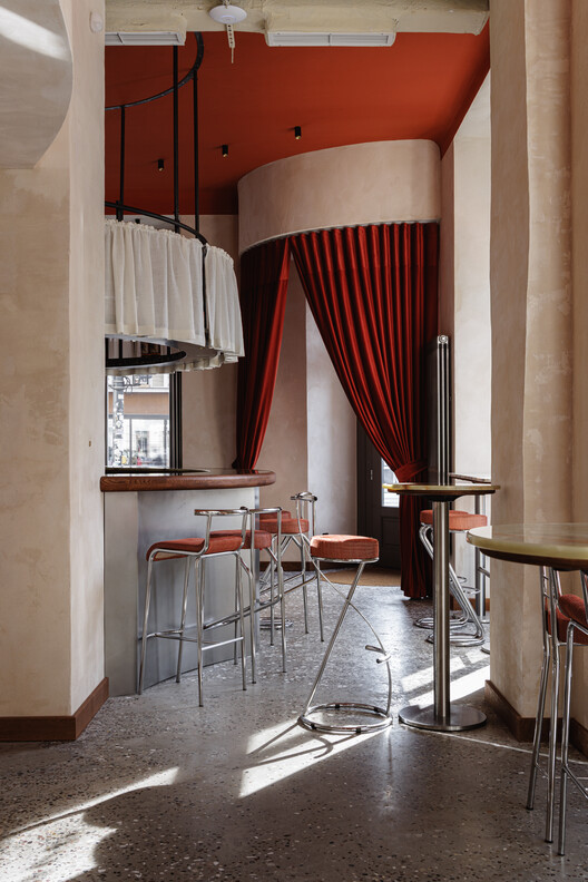 Barbara Bar and Restaurant / 89 stopni - Interior Photography, Kitchen, Wood, Lighting, Chair