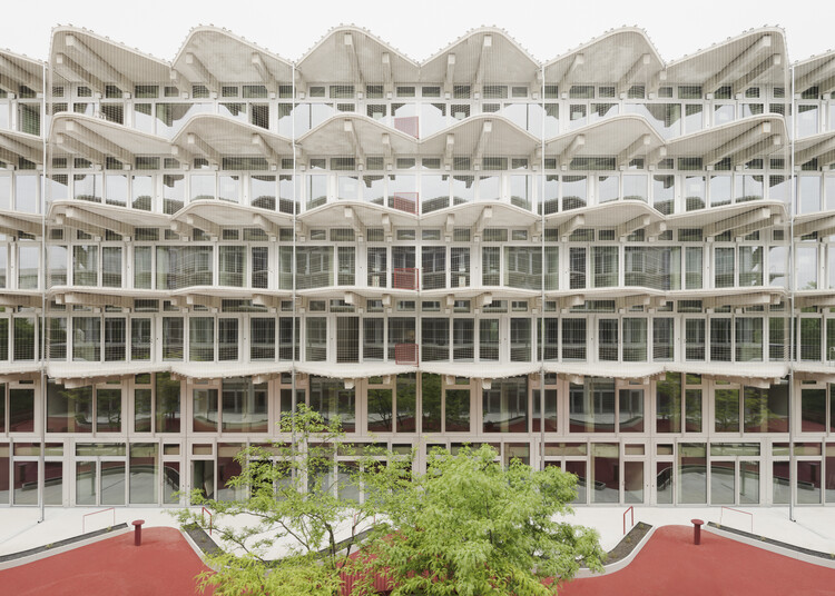 Bloques Residenciales en Lion-Feuchtwanger-Strasse / FAR frohn&rojas - Imagen 3 de 31