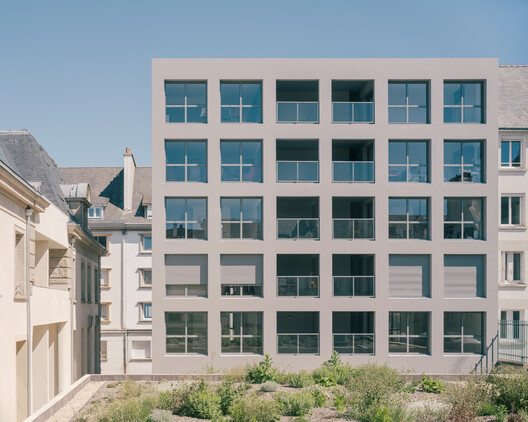 19 Collective Housing Units / Atelier 56S - Exterior Photography, Facade, Glass, Concrete, Balcony