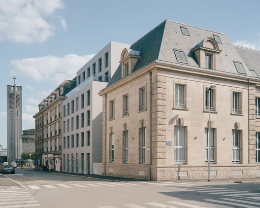 19 Collective Housing Units / Atelier 56S - Exterior Photography, Facade