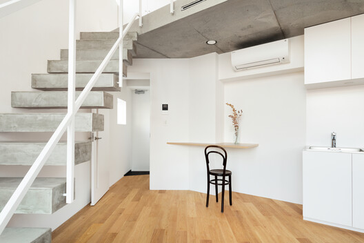 Sonata2 公寓 / Soeda and associates Architects - 室内图, 厨房, 木头, 楼梯, 扶手