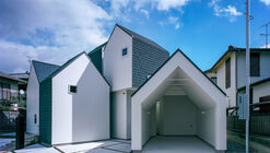 House in Inagawa-cho / FujiwaraMuro Architects
