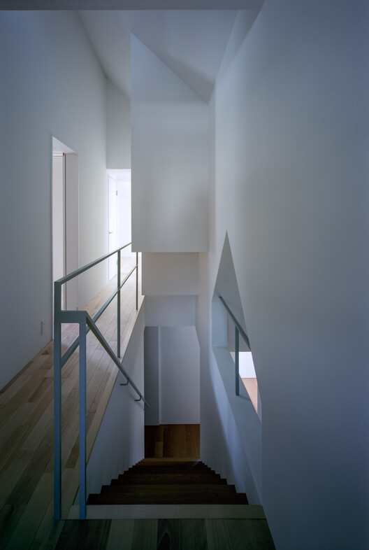House in Inagawa-cho / FujiwaraMuro Architects - Image 4 of 27