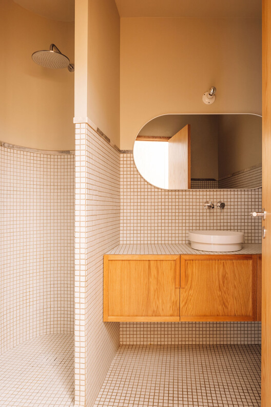 Apartamento 12/12 / há.atelier - Fotografia de Interiores, Banheiro, Madeira