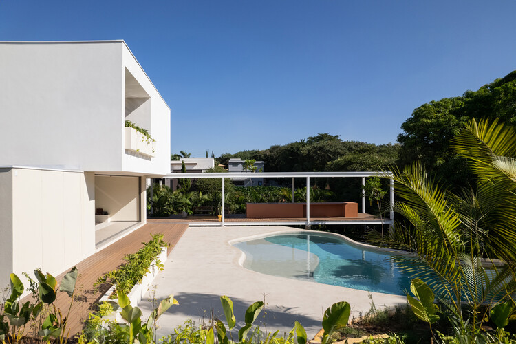 Residência RMG / OTP arquitetura - Imagem 21 de 26