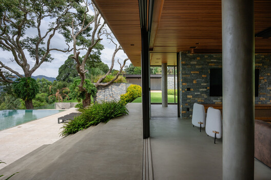 Morada dos Jacarandás  / Studio Miravan - Fotografia de Interiores, Jardim