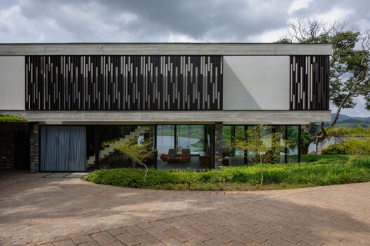 Morada dos Jacarandás  / Studio Miravan - Fotografia de Exterior, Jardim