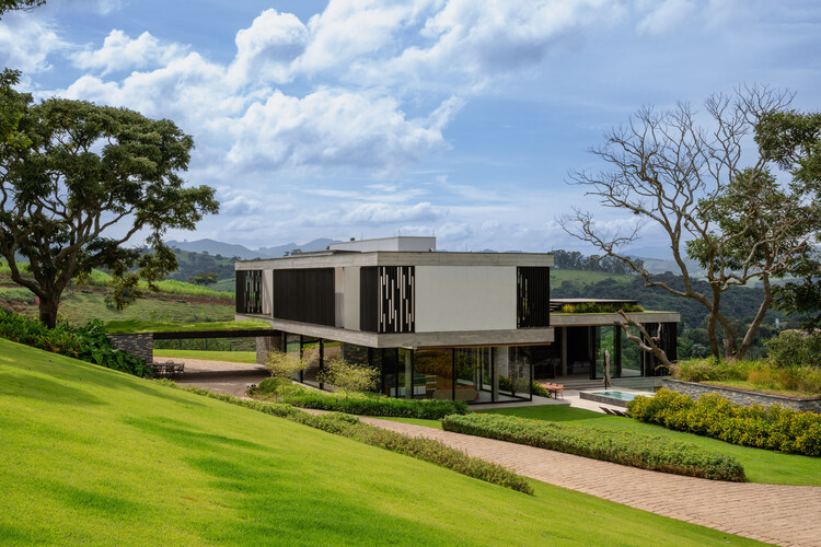 Morada dos Jacarandás  / Studio Miravan - Mais Imagens