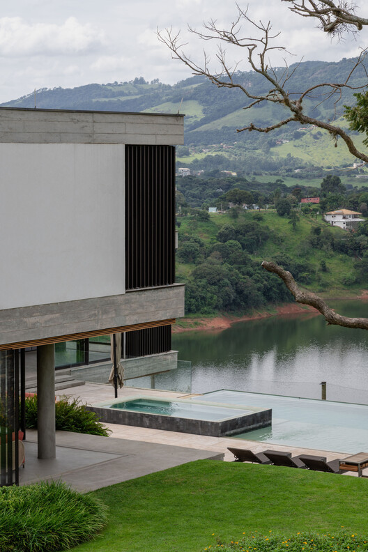 Morada dos Jacarandás  / Studio Miravan - Fotografia de Exterior