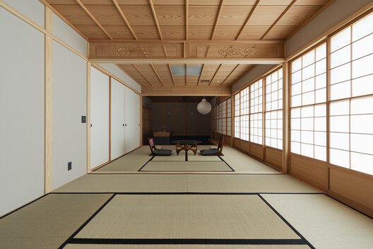 Living in Harmony with the Changing Seasons / Architrip Inc. - Interior Photography, Wood, Lighting, Glass