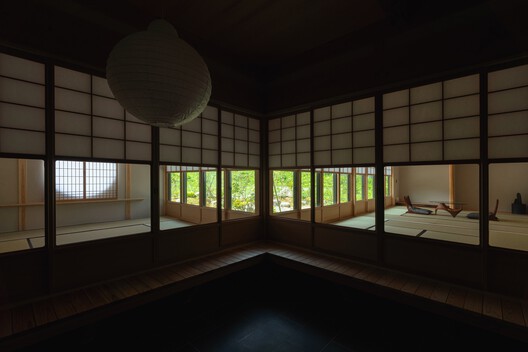 Living in Harmony with the Changing Seasons / Architrip Inc. - Interior Photography, Wood, Lighting, Glass