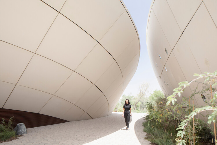 Ghaf Woods 体验中心 / aoe 事建组 + STUDIOI - 室内图