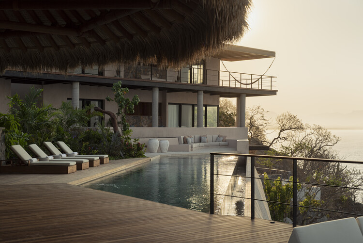 Yuri House / Zozaya Architects - Fotografía exterior, balcón