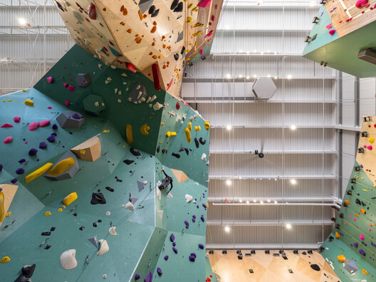 Crux Pflugerville / Derrington Building Studio - Image 18 of 28