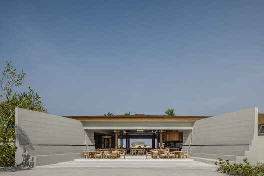 Centara Grand Lagoon Maldives / IF (Integrated Field) - Image 2 of 38