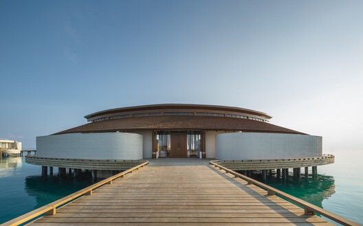 Centara Grand Lagoon Maldives / IF (Integrated Field)