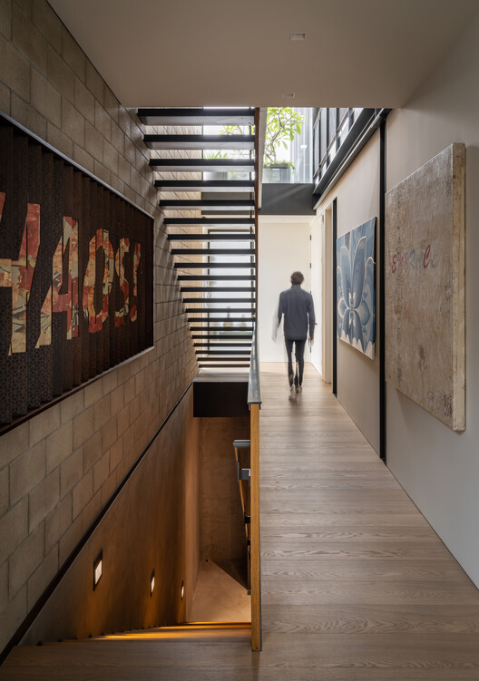 Manhattan Beach Residence / Olson Kundig - Interior Photography, Stairs, Wood