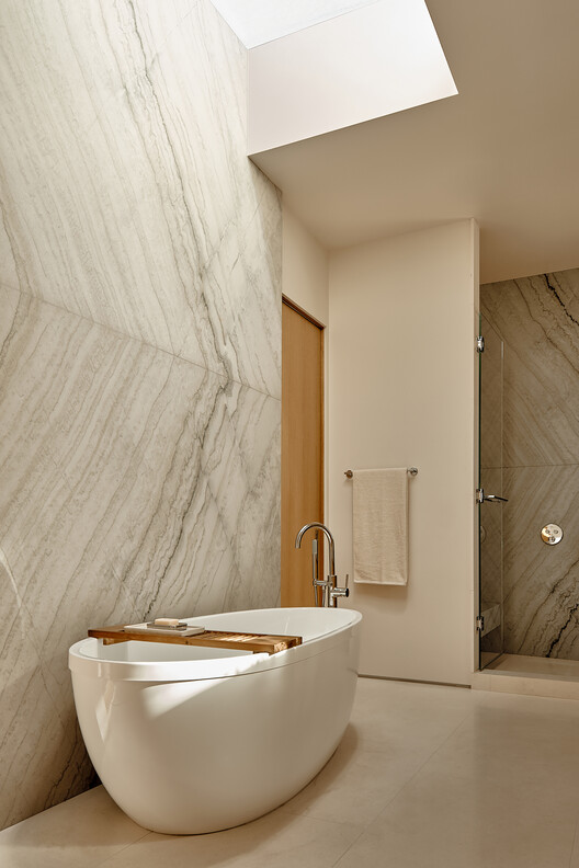 Keogh Residence / Venn Studio - Interior Photography, Bathroom, Wood, Bathtub