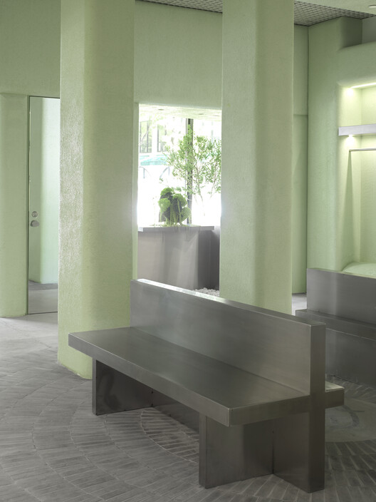 Malbon Miami / 22RE - Interior Photography, Glass, Column