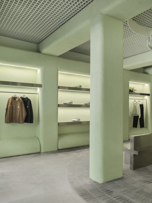 Malbon Miami / 22RE - Interior Photography, Closet