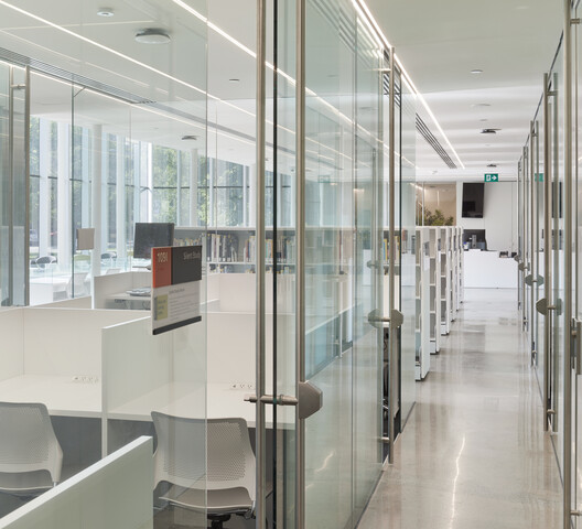 Centennial College Story Arts Campus Library / RDHA - Interior Photography, Glass, Lighting, Chair