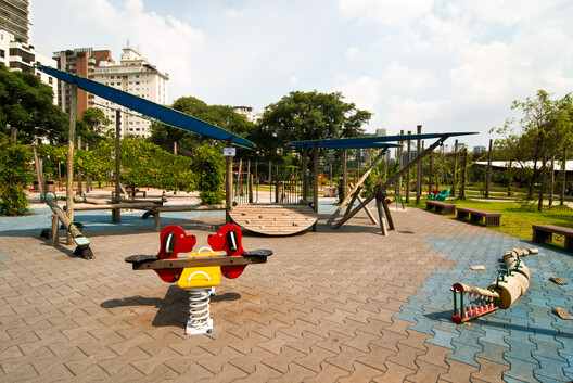 Paisajismo del Parque do Povo - Parque Municipal Mário Pimenta Camargo / Licuri Paisagismo - Imagen 14 de 24