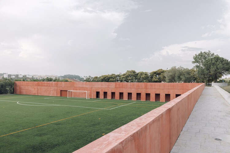 Campo de Fútbol de Laje  / Miguel Marcelino - Fotografía exterior, Centro Multideportivo