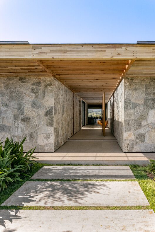 House T.M - Fazenda da Grama / TWO Arquitetura + Felipe Caboclo Arquitetura - Exterior Photography