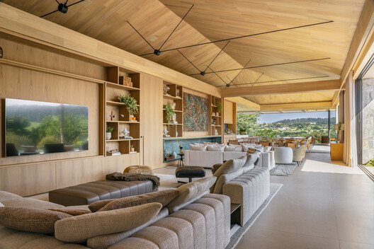 House T.M - Fazenda da Grama / TWO Arquitetura + Felipe Caboclo Arquitetura - Interior Photography, Living Room