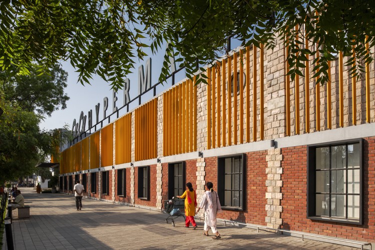 Centro Comunitário Lakshmi Mills / Studio Lotus - Fotografia de Exterior