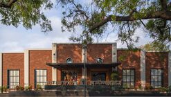 Centro Comunitário Lakshmi Mills / Studio Lotus