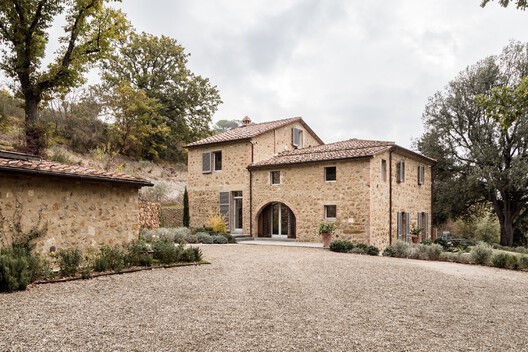 A Dialogue with the Past: Preservation Techniques of Historic Villas in Italy - Image 5 of 7